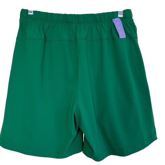 Fabletics The One Short 7in lined in Putting Green Athletic Lightweight Sz Sm - Picture 6 of 16